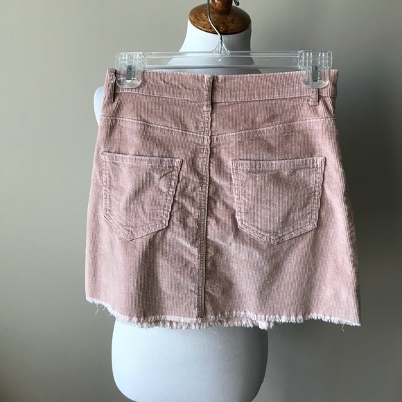 Brandy Melville light pink corduroy skirt - Picture 2 of 7